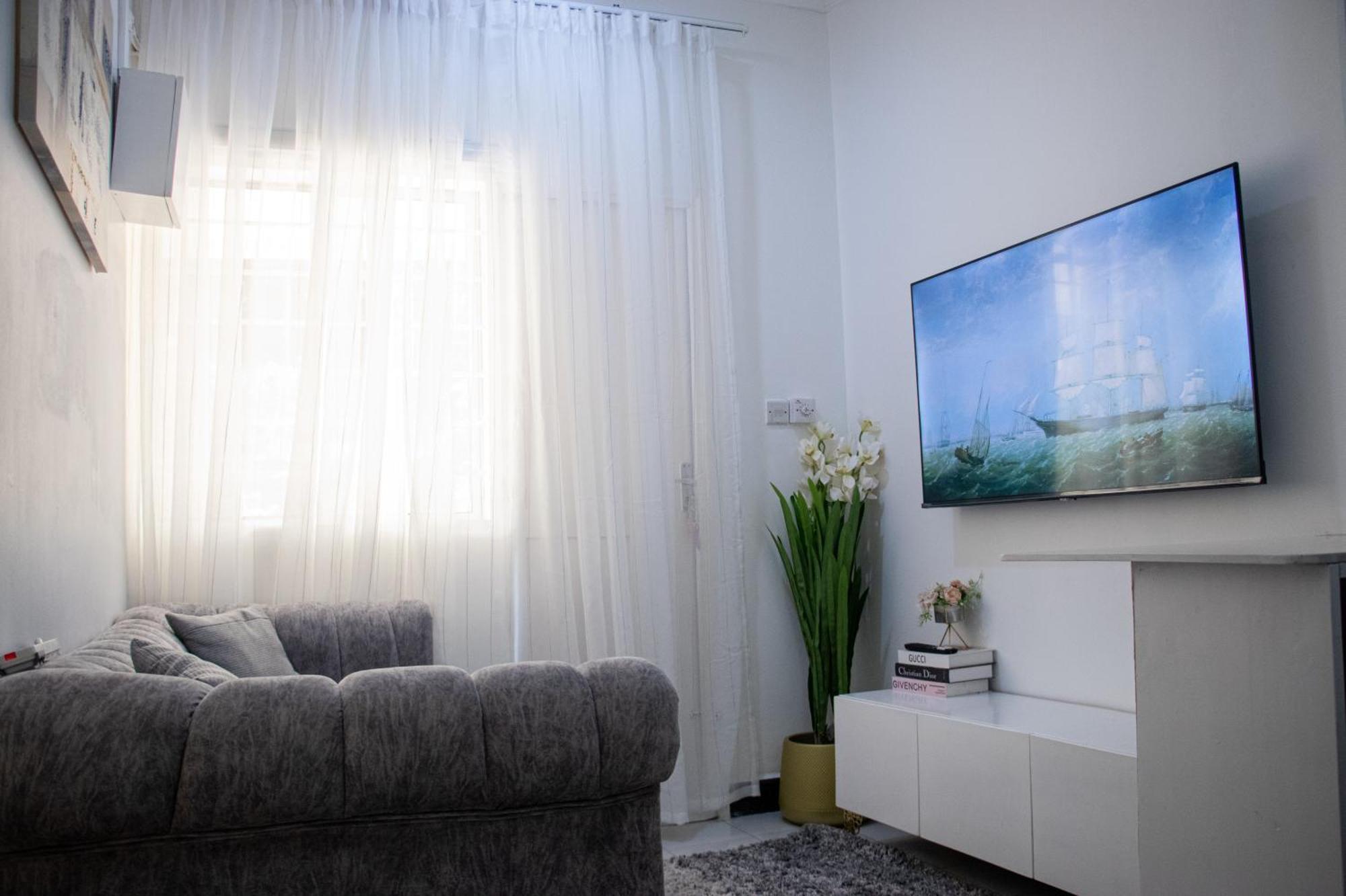 Luxe Cozy Apartment